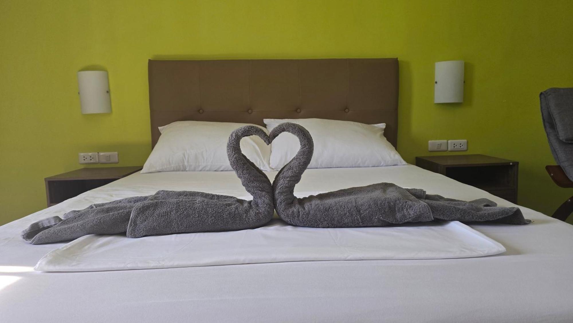 Pico House Hotel Panglao Island Exterior photo